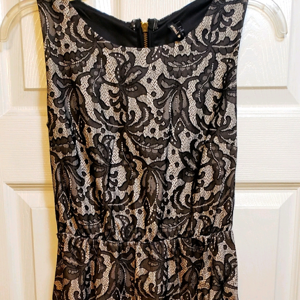 Womsns cute lace dress
